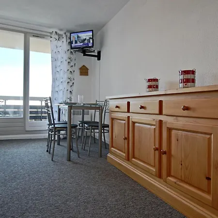 Studio cabine 5 pers, proche pistes, balcon sud-ouest - FR-1-340-65 *